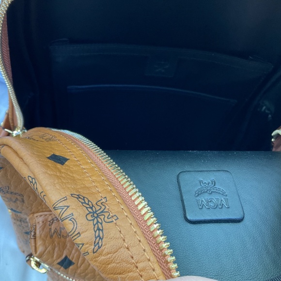 MCM Stark Visetos Backpack - Picture 6 of 8